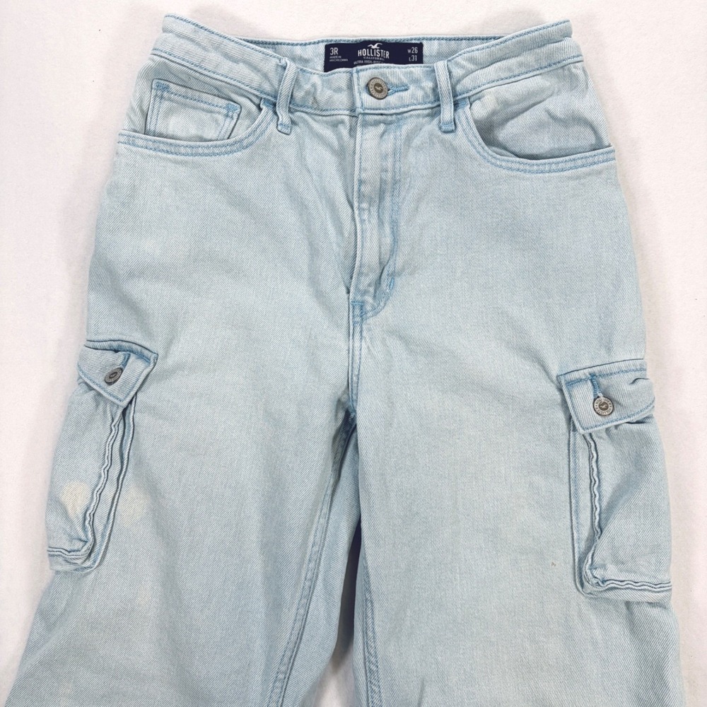 Hollister Ultra High-Rise Dad Jean Light Wash Cargo Denim W26 L31 Size 3R
